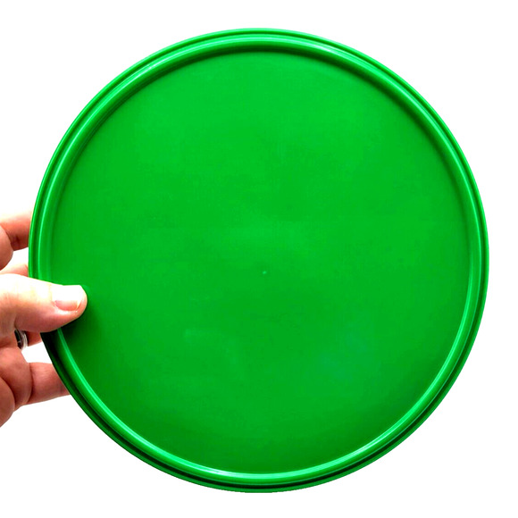 LOT of 3 Festive Christmas Holiday Tins 9x6 Rectangle 6" Square and 6" Round YK - Picture 8 of 9